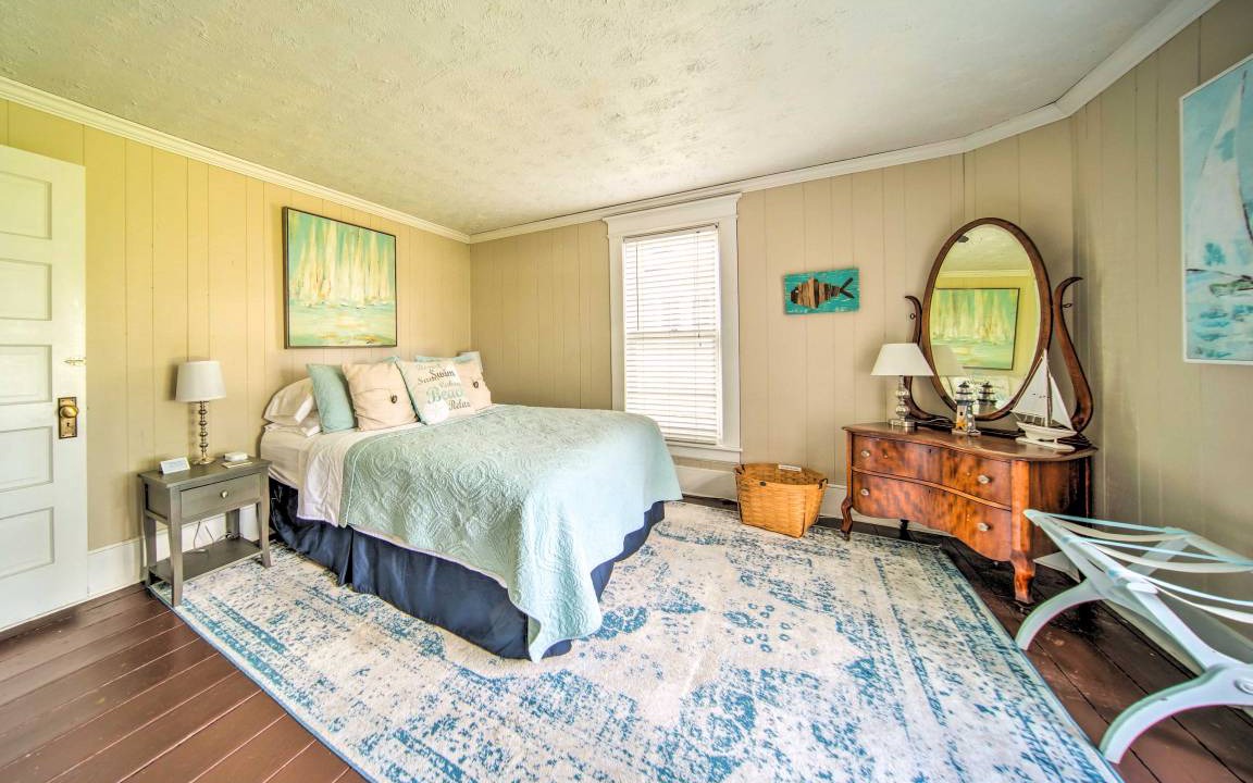 Photo of Bedroom in Ashtabula
