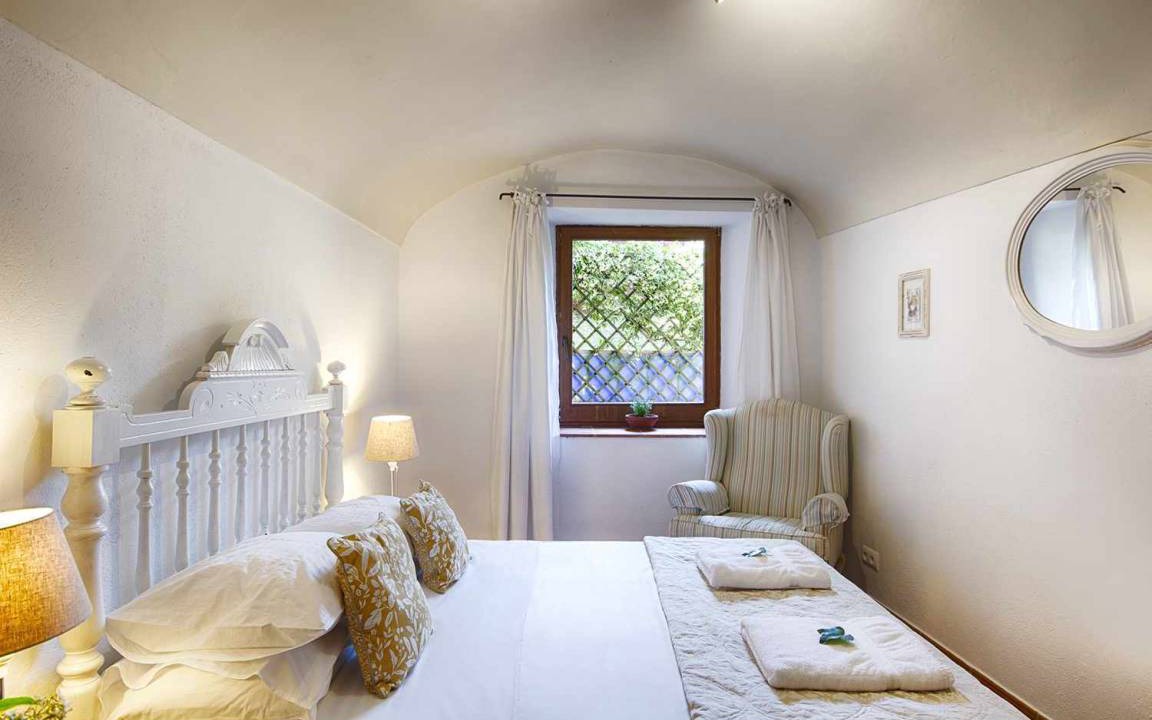 Photo of Bedroom in Sales de Llierca