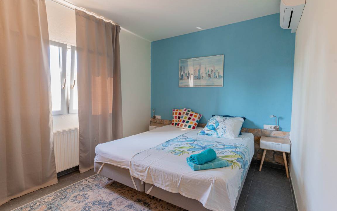 Photo of Bedroom in Pals