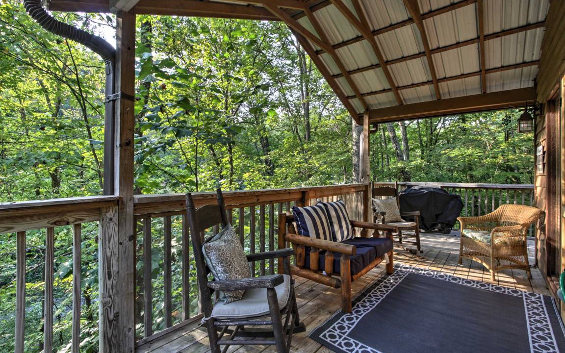 Photo of Patio Balcony in Gatlinburg - Pigeon Forge
