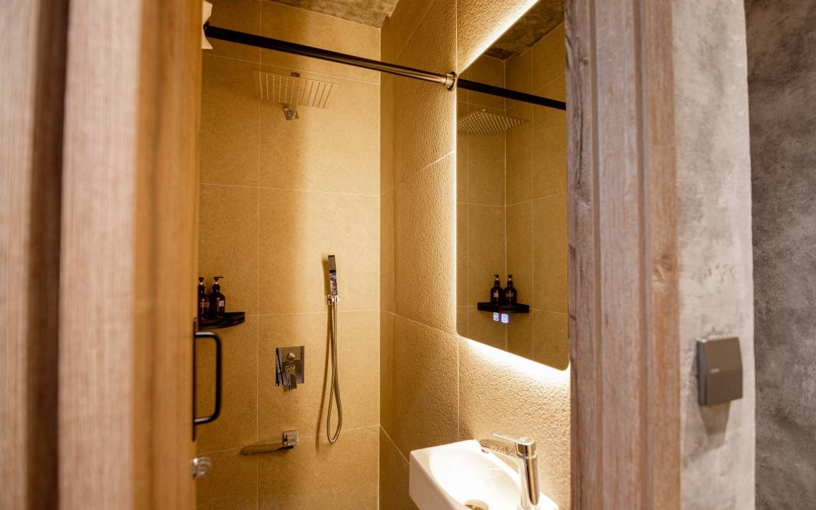 Photo of Bathroom in Downtown Ho Chi Minh City