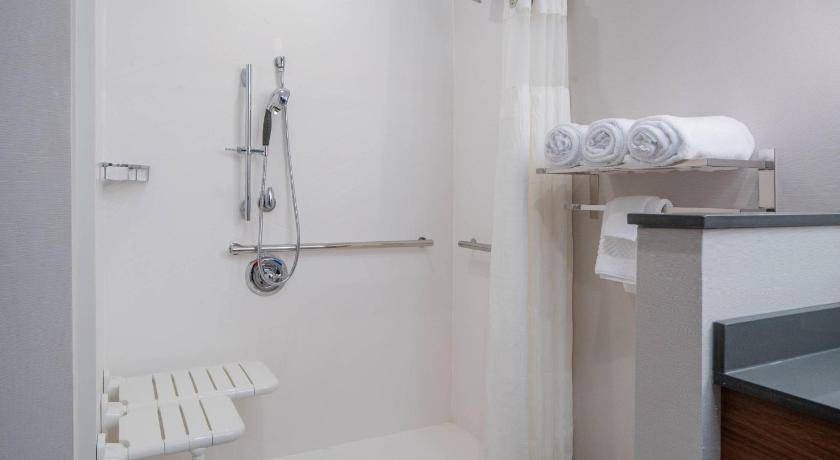 Photo of Bathroom in Northwest Pensacola
