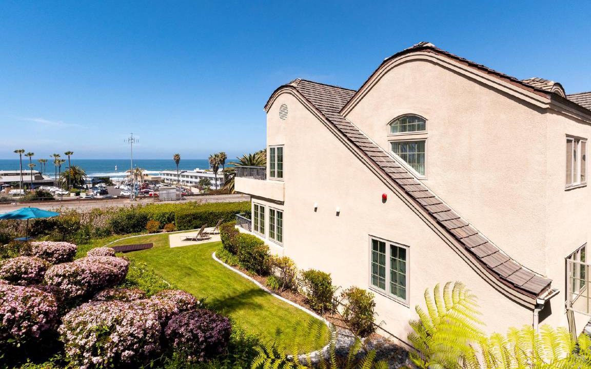 Photo of Others in Del Mar