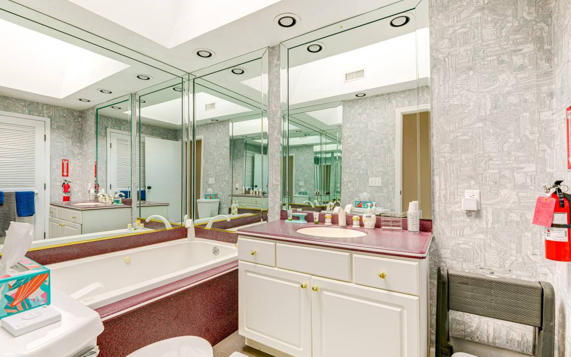 Photo of Bathroom in Clarence