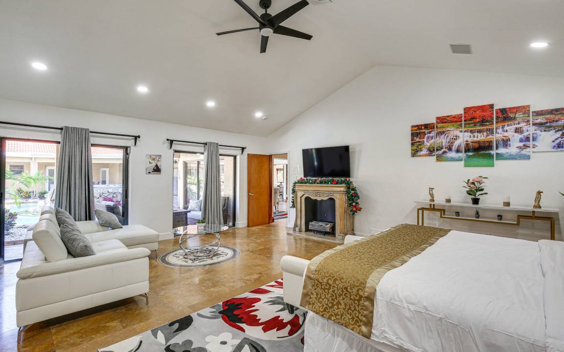 Photo of Livingroom in Coral Springs