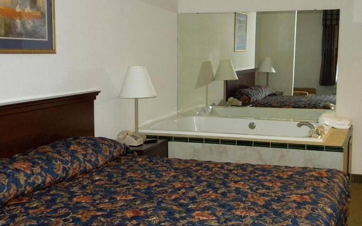 Photo of Bedroom in Rutledge
