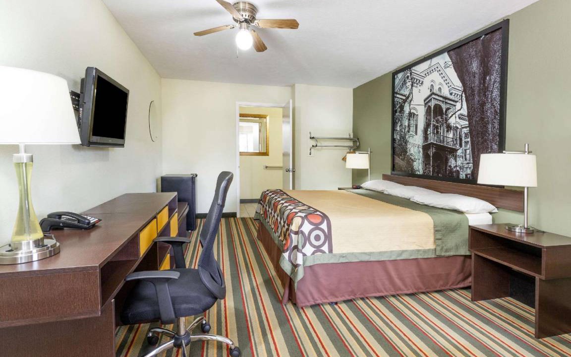 Photo of Bedroom in Brookhaven