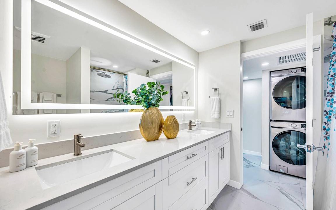 Photo of Bathroom in Coral Ridge