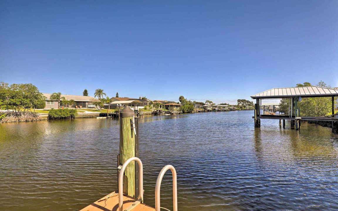Photo of Others in Apollo Beach