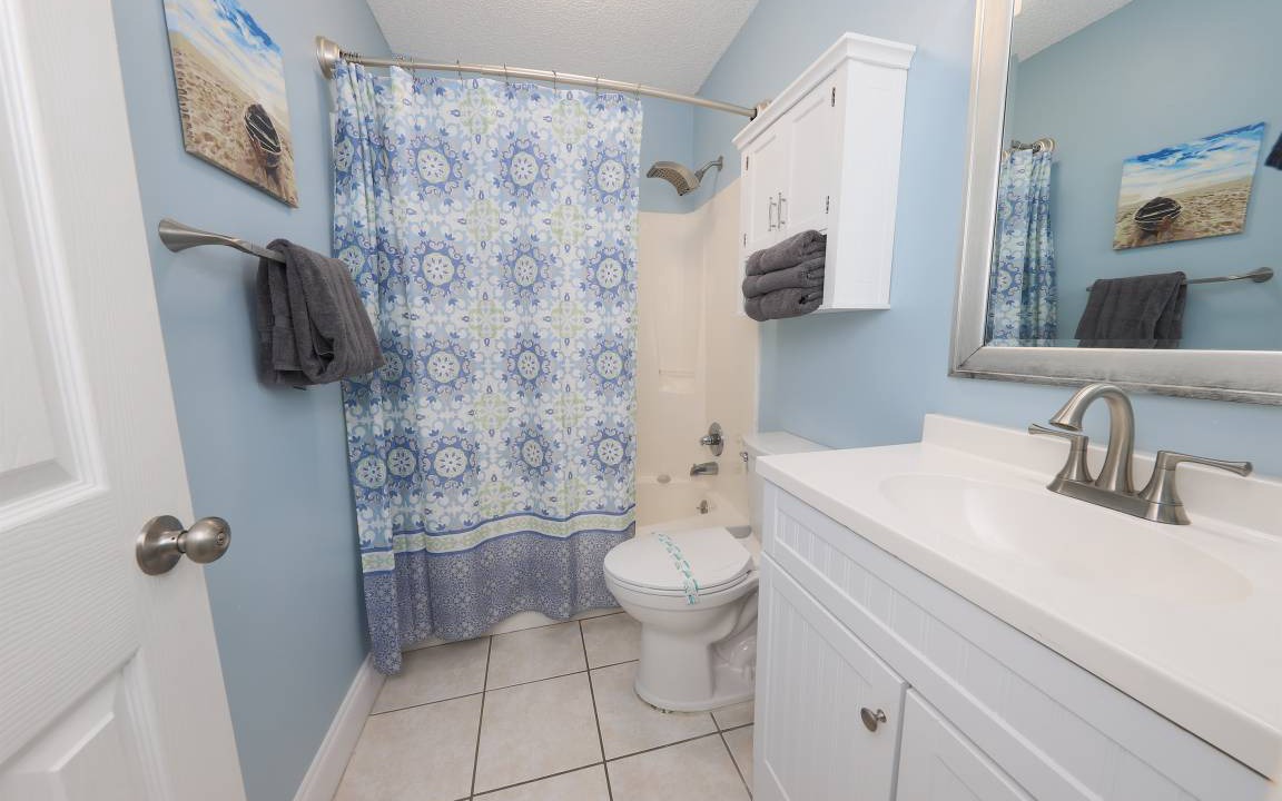 Photo of Bathroom in Gulf Shores