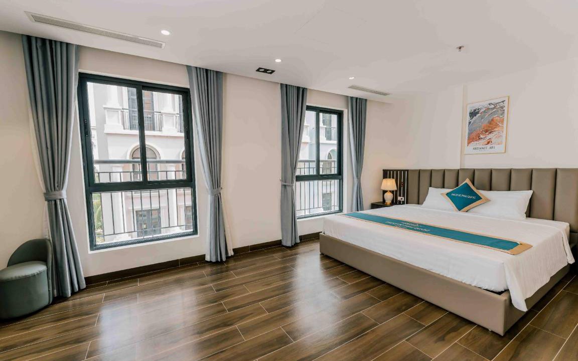 Photo of Bedroom in Long Beach