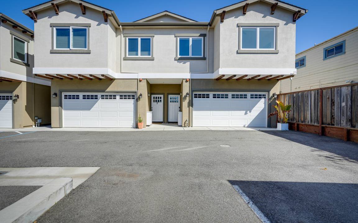 Photo of Buildings in Half Moon Bay
