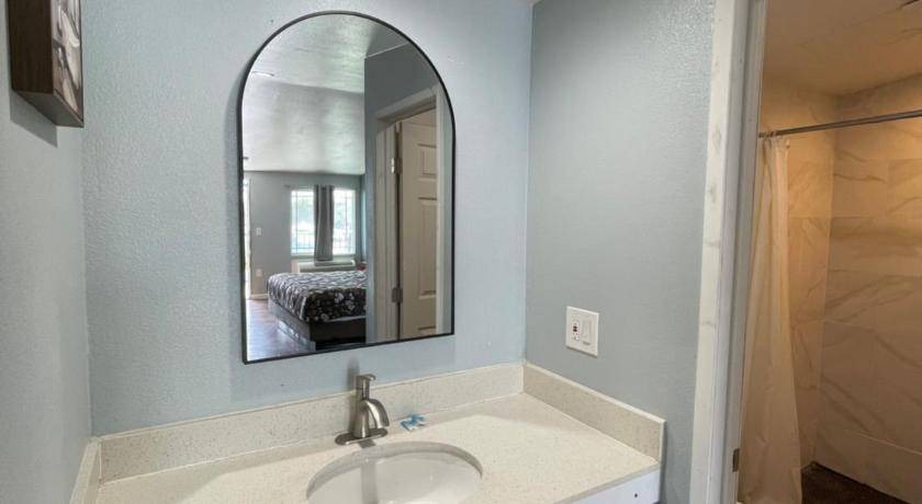 Photo of Bathroom in Costa Mesa