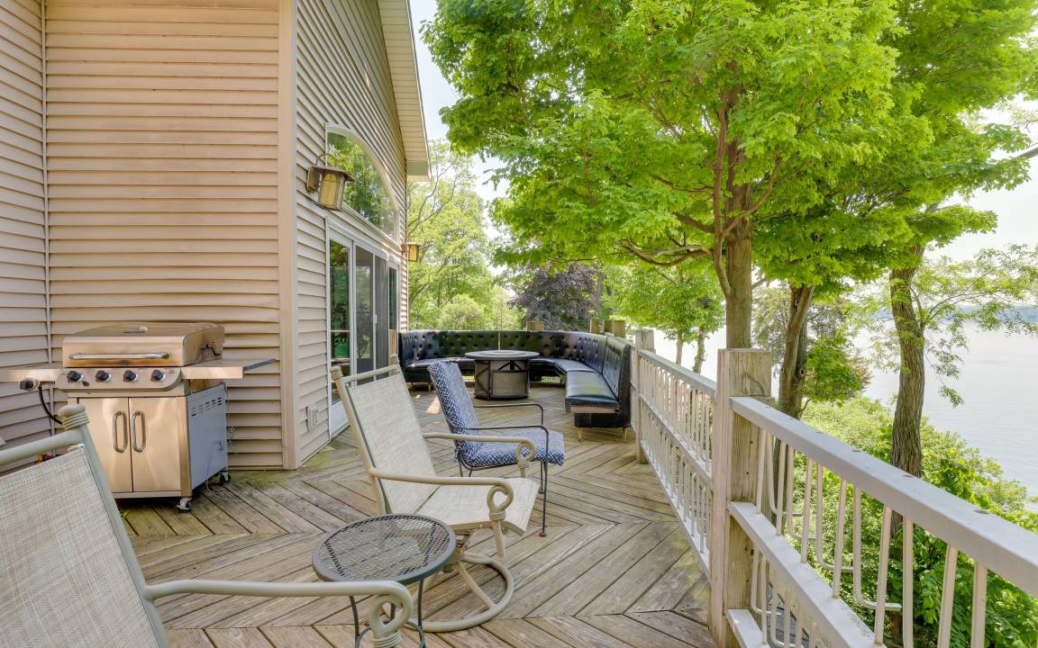 Photo of Patio Balcony in Teall Beach