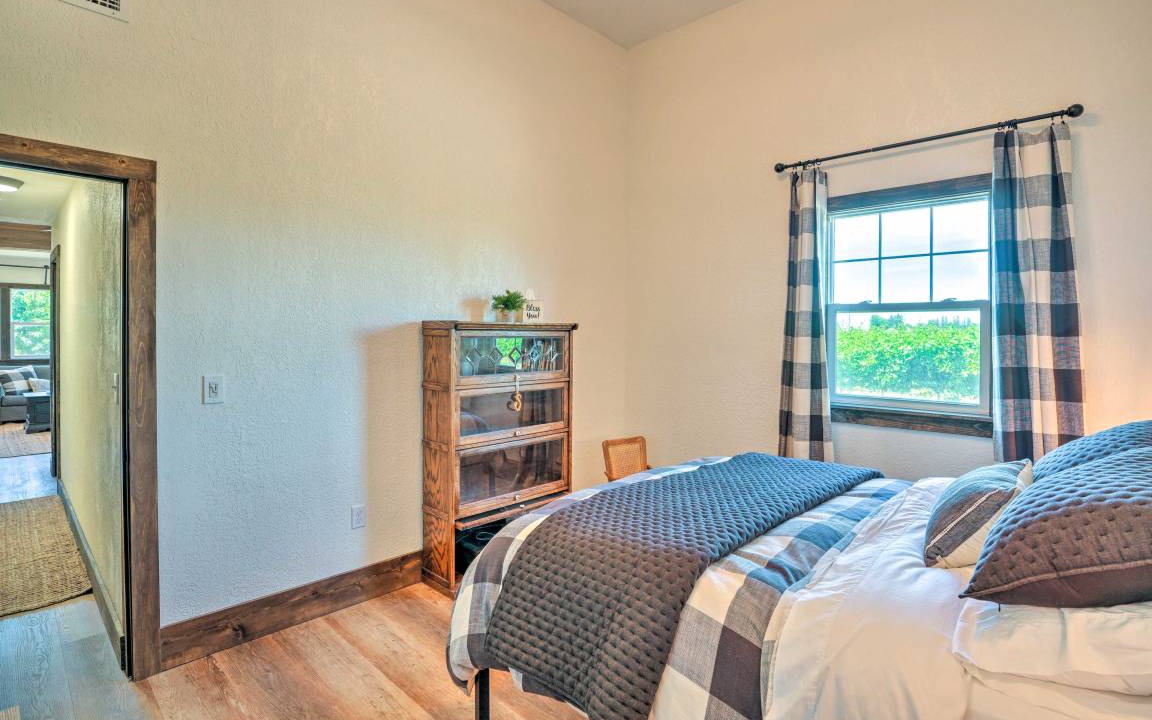 Photo of Bedroom in Victor
