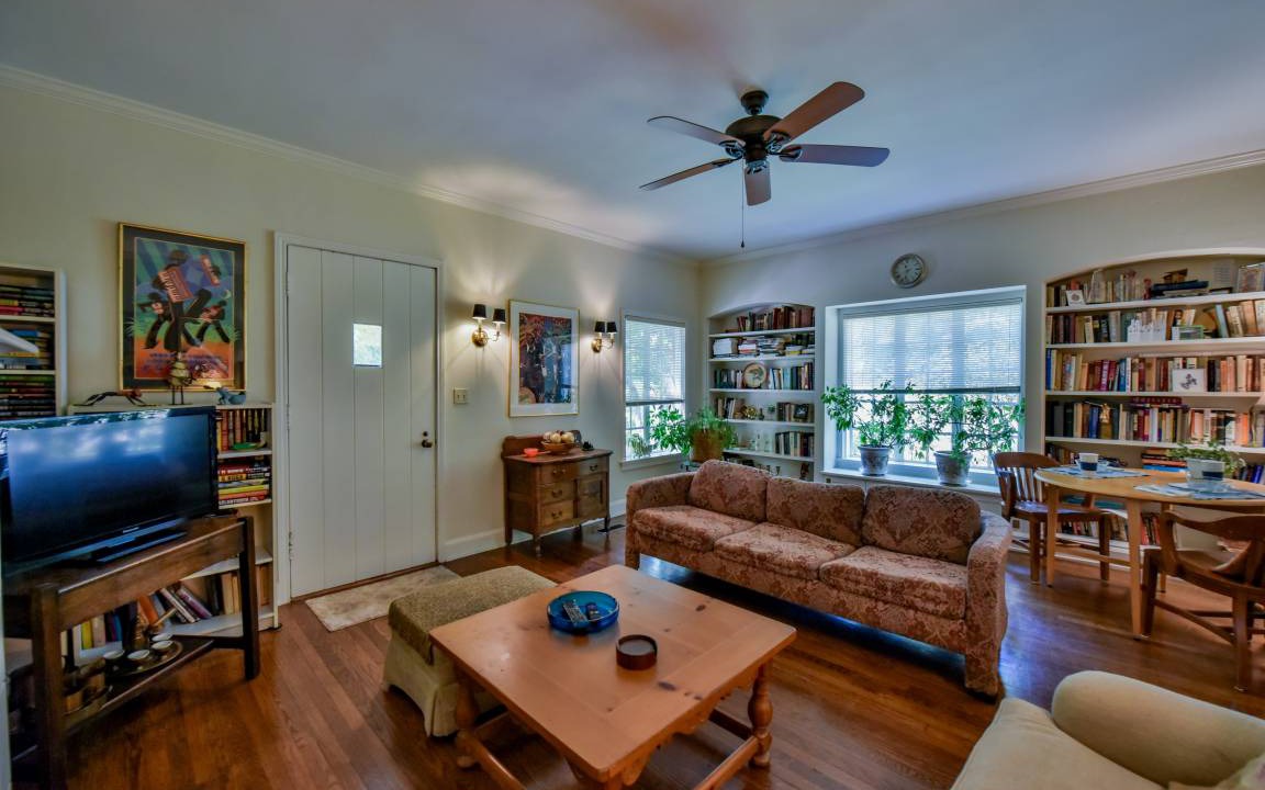 Photo of Livingroom in Tuscaloosa