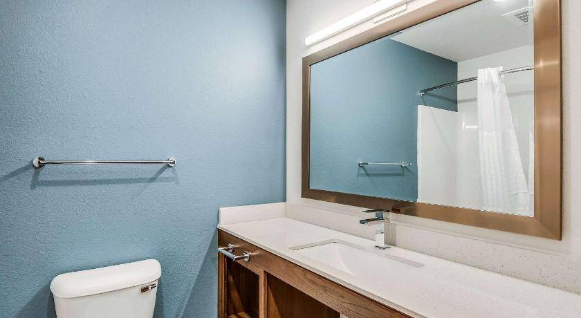 Photo of Bathroom in West Des Moines