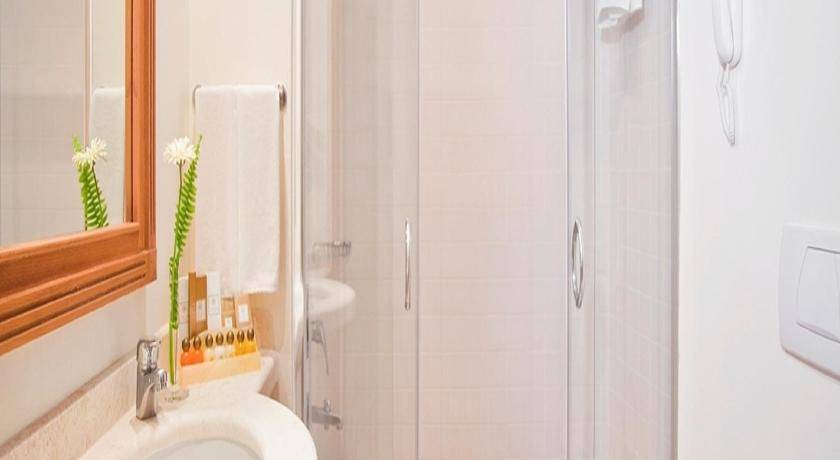Photo of Bathroom in Kiris