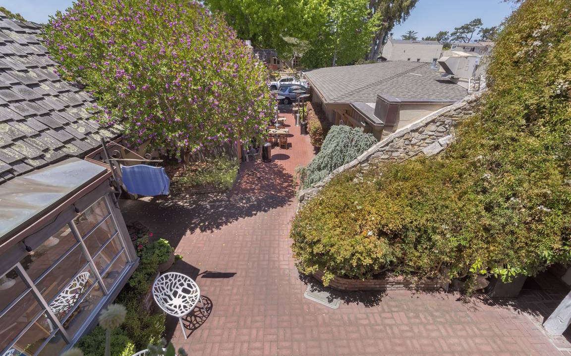 Photo of Others in Northwest Carmel