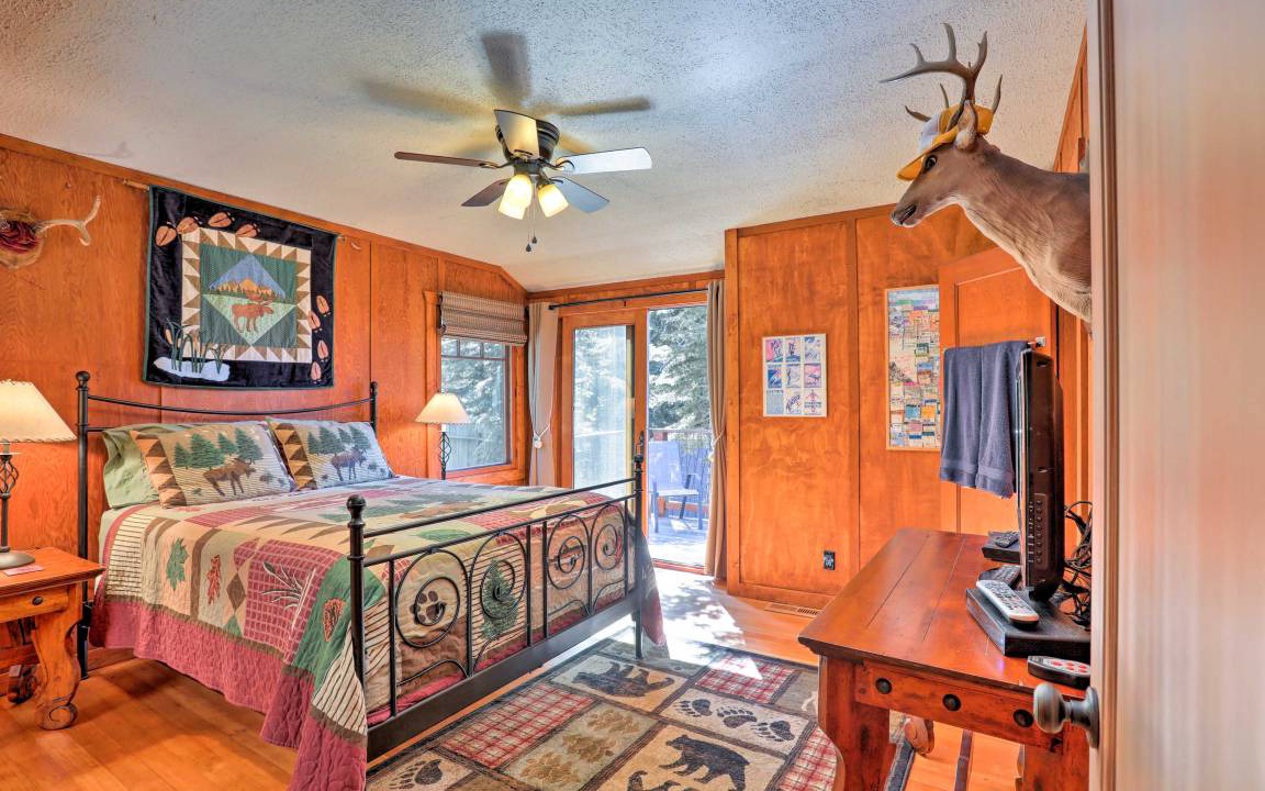 Photo of Livingroom in Brockway