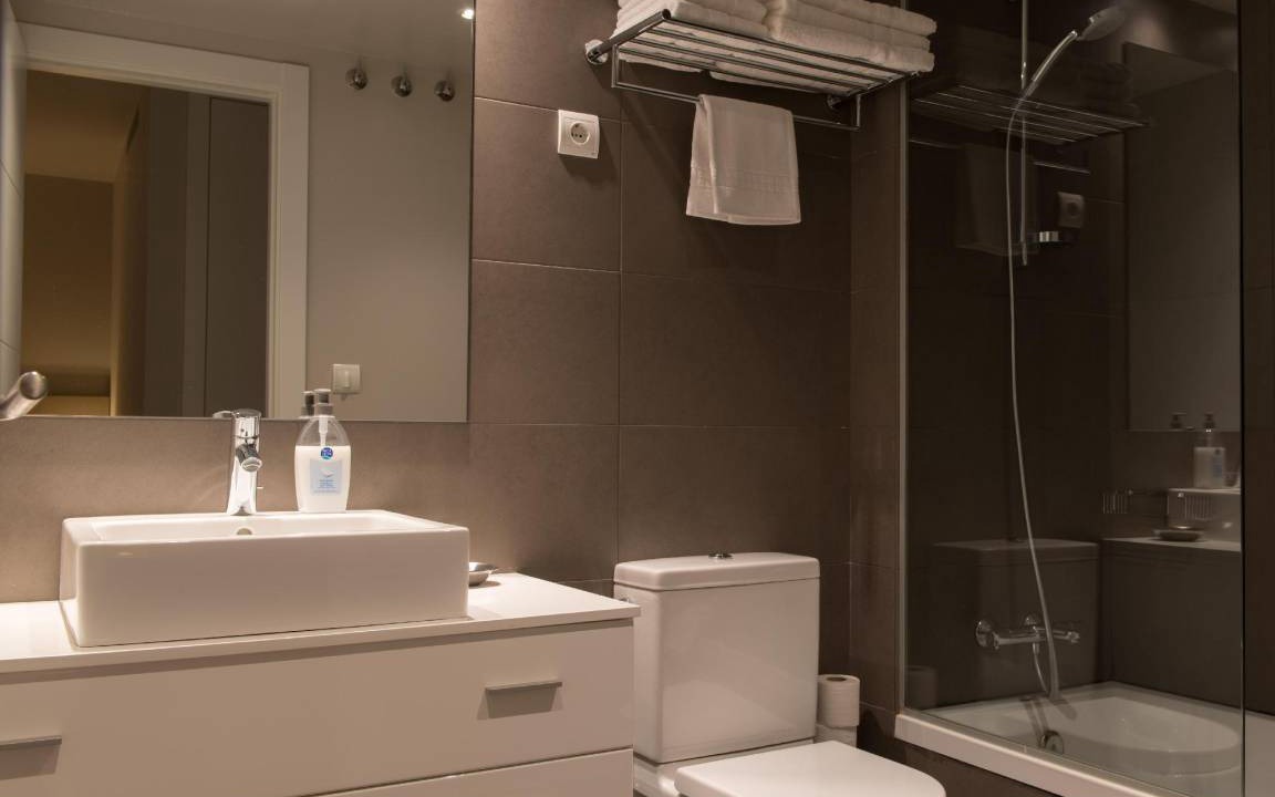 Photo of Bathroom in el Camp d'en Grassot i Gracia Nova