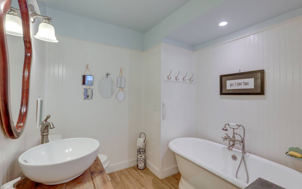 Photo of Bathroom in Weaverville