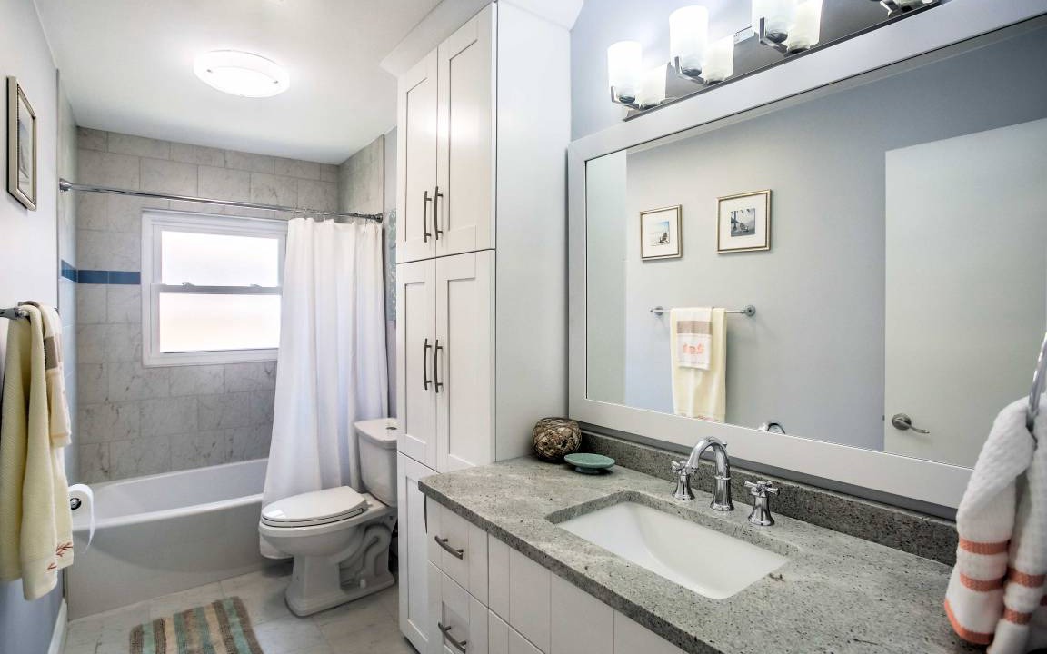 Photo of Bathroom in Naples Park