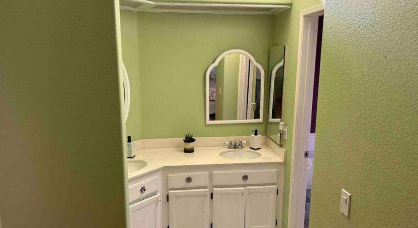 Photo of Bathroom in Hemet