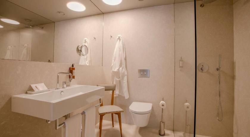 Photo of Bathroom in Encarnacao