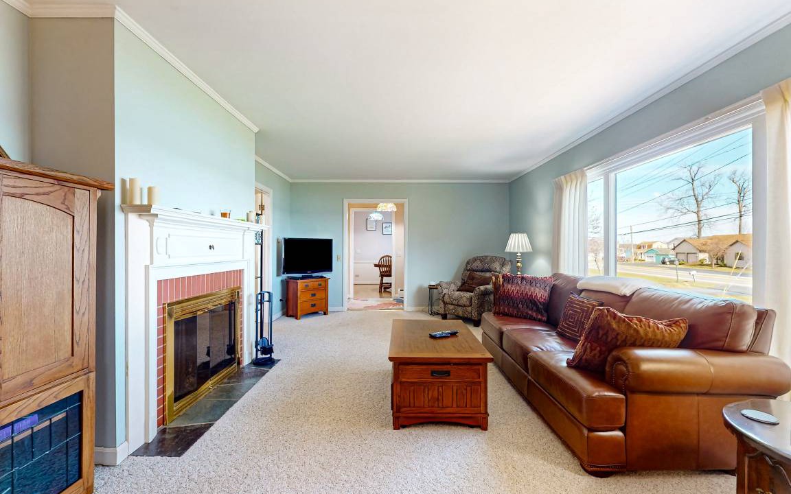 Photo of Livingroom in Auburn