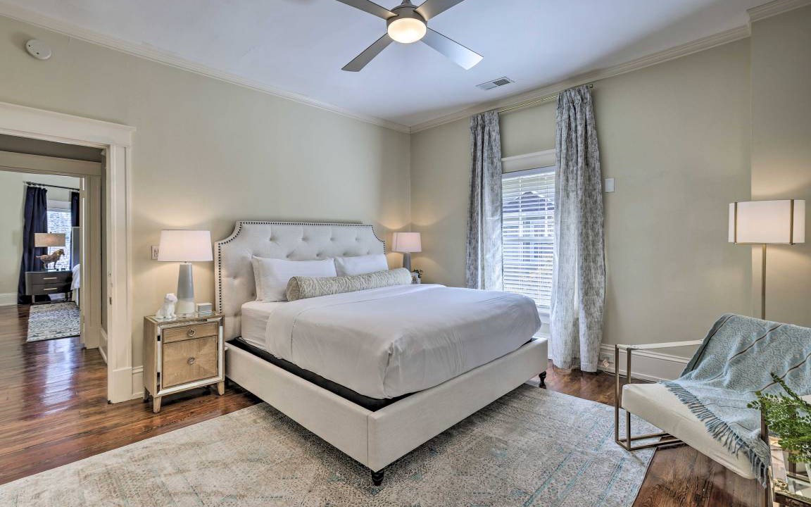 Photo of Bedroom in Crestline Heights