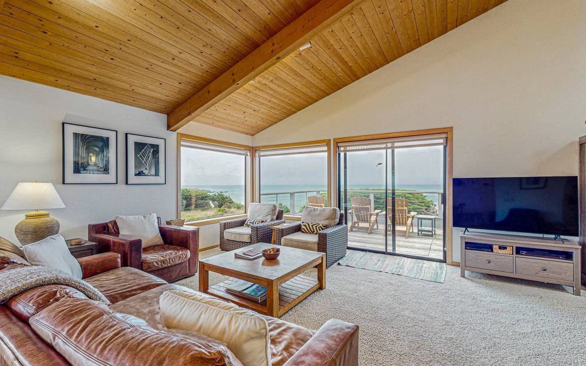 Photo of Livingroom in Sea Ranch