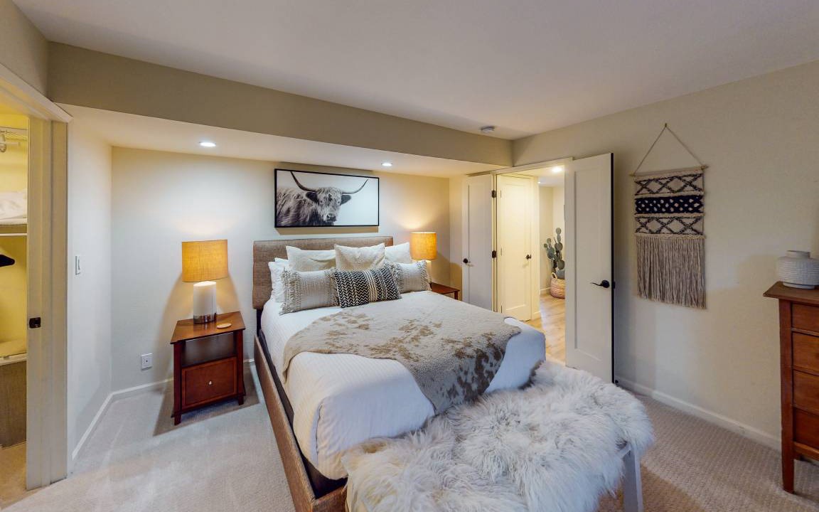 Photo of Bedroom in Araby Commons