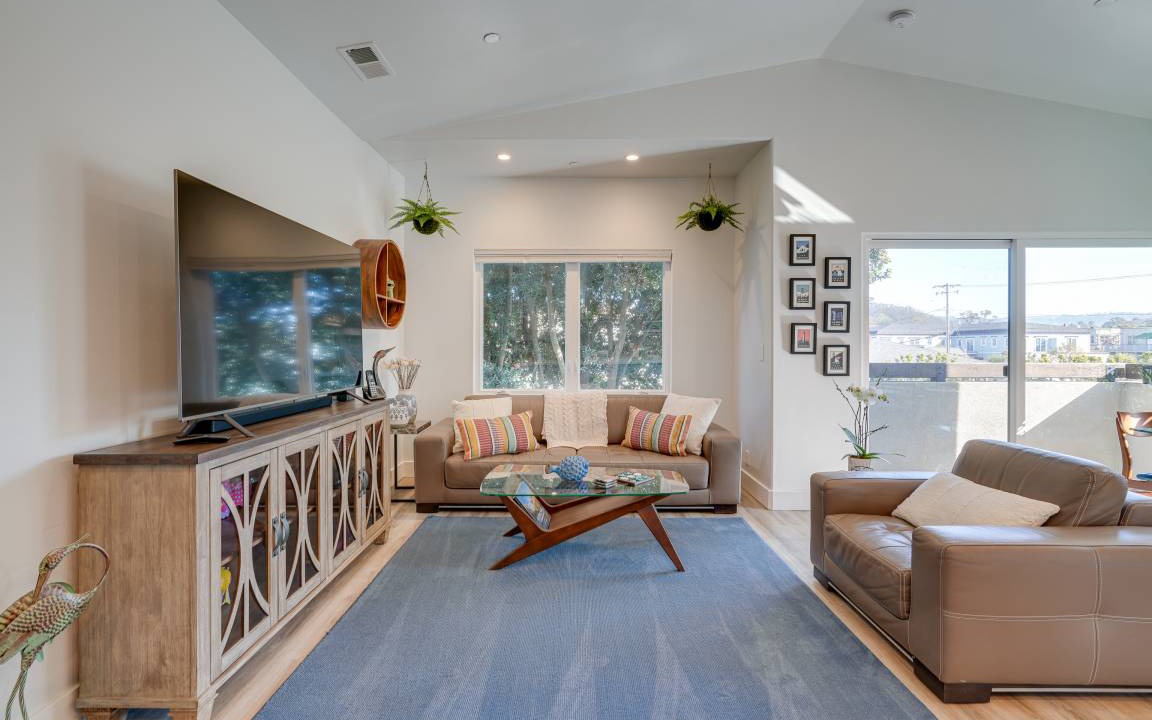 Photo of Livingroom in Half Moon Bay