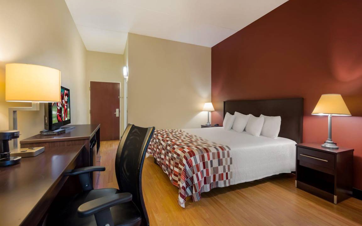 Photo of Bedroom in Hendersonville
