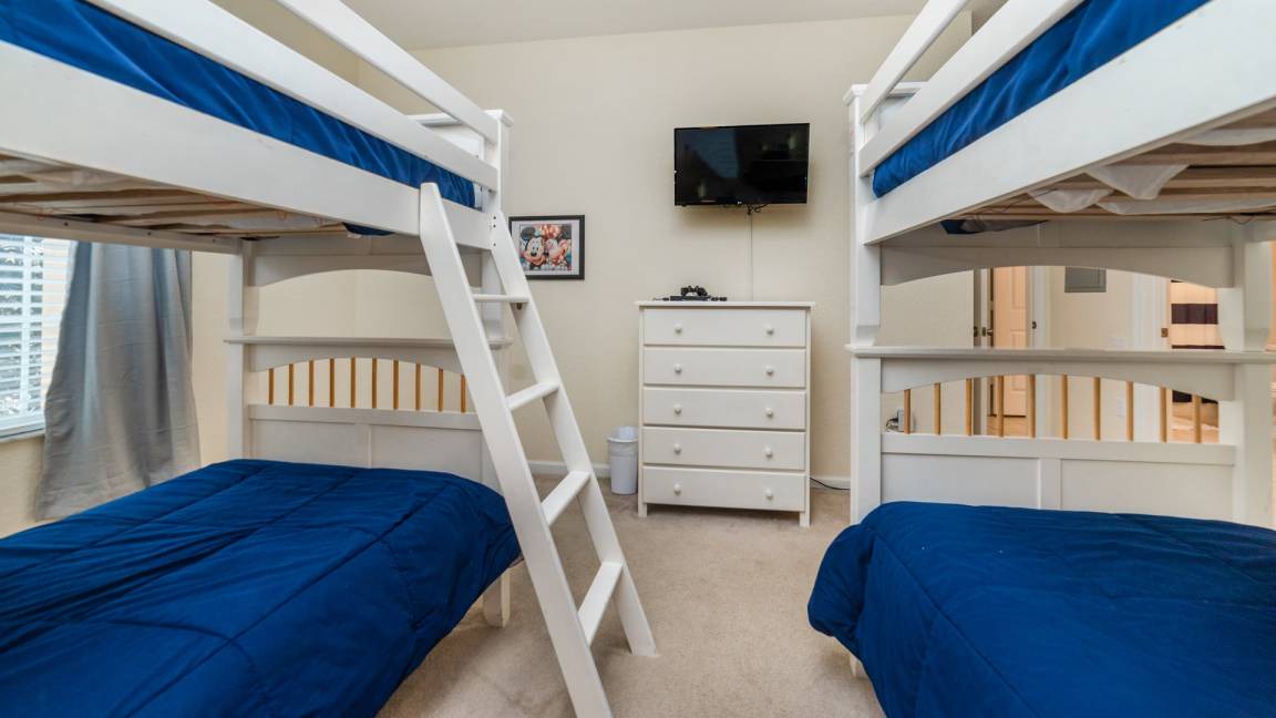Photo of Bedroom in Crestwynd Bay