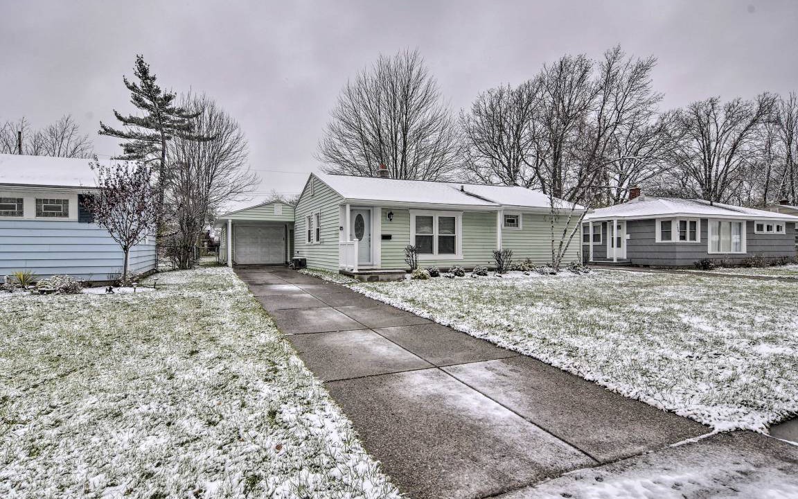 Photo of Buildings in Amherst