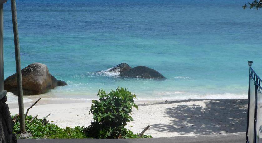 Photo of Others in Mare Anglaise
