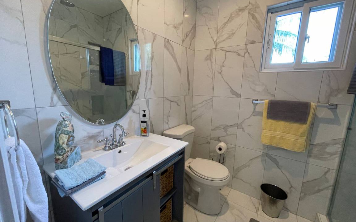 Photo of Bathroom in Royal Bahamian Estates