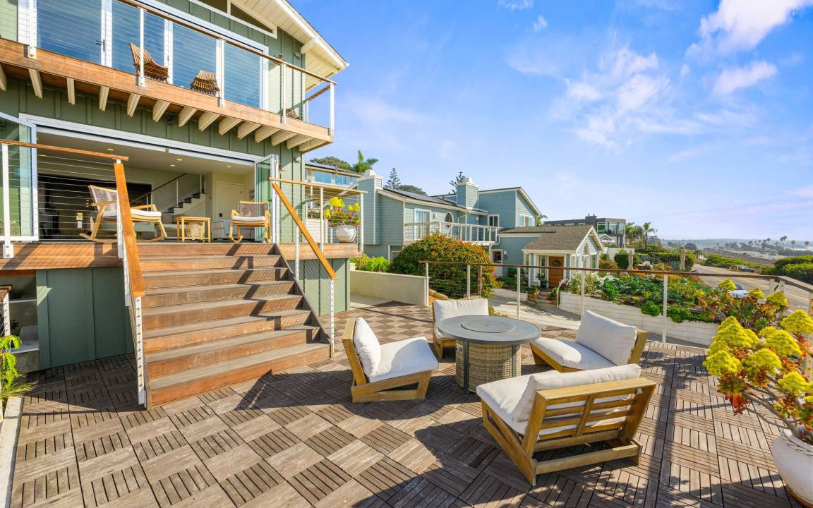 Photo of Patio Balcony in Cardiff-by-the-Sea