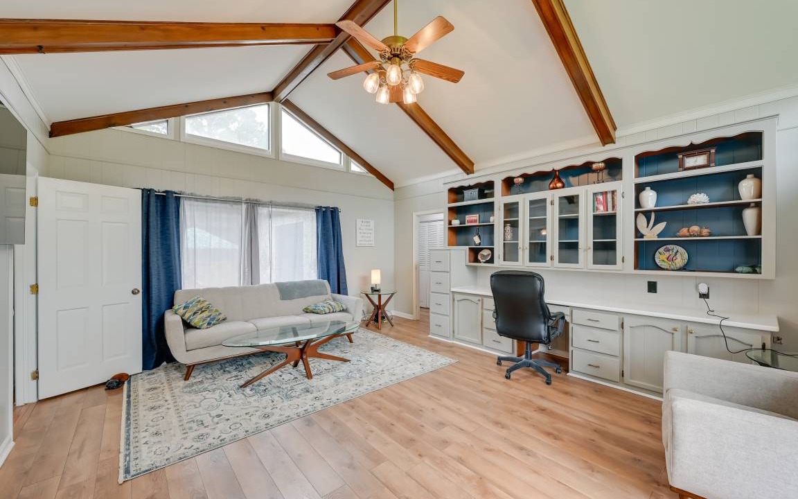 Photo of Livingroom in Goldsboro