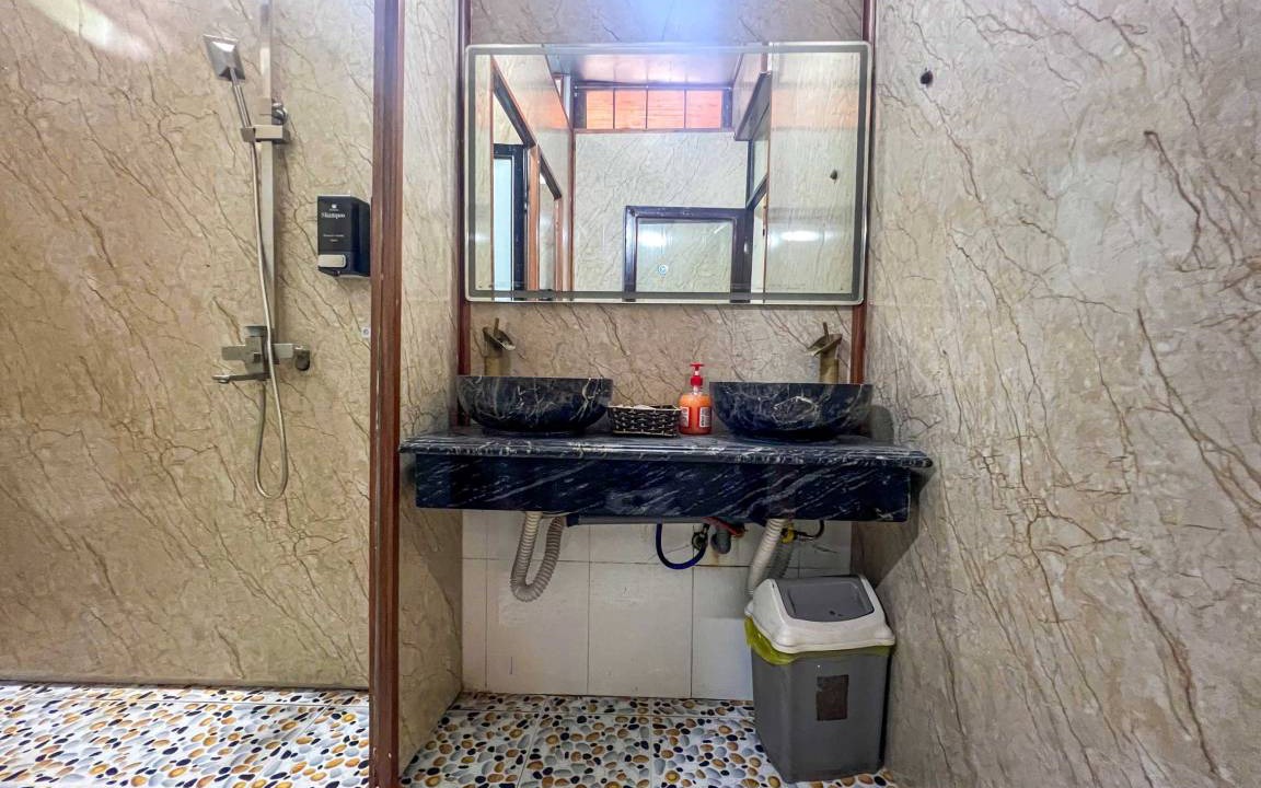 Photo of Bathroom in Hoa Lu