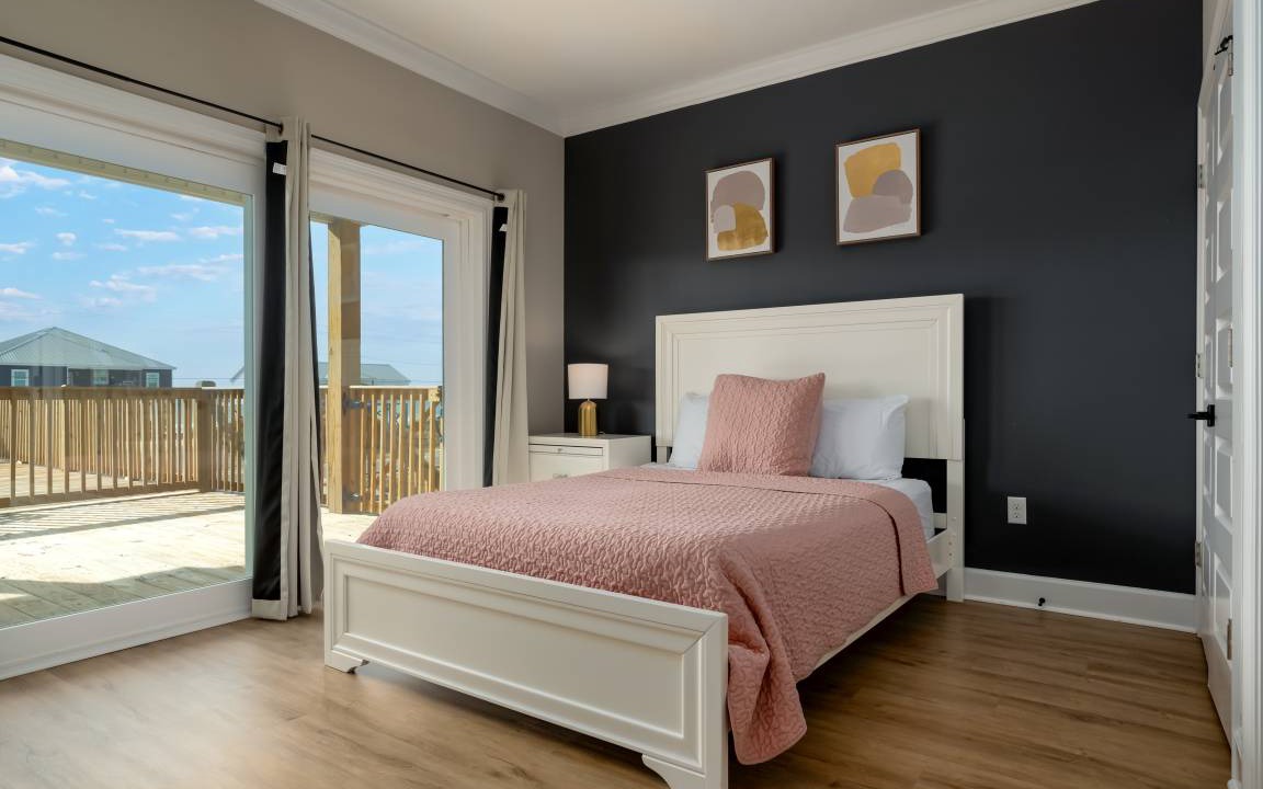 Photo of Bedroom in Dauphin Island