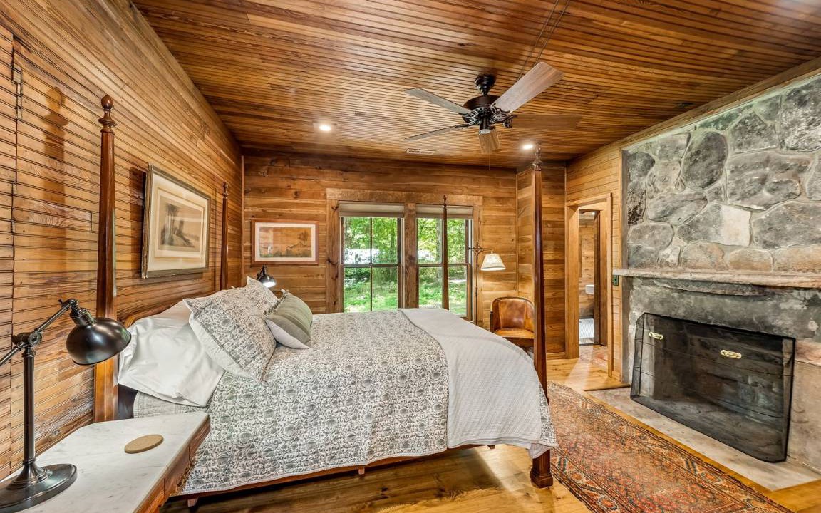 Photo of Bedroom in Mentone