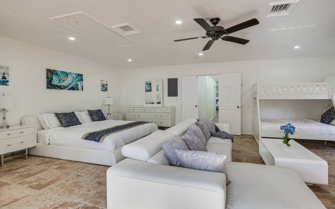 Photo of Livingroom in Coral Springs