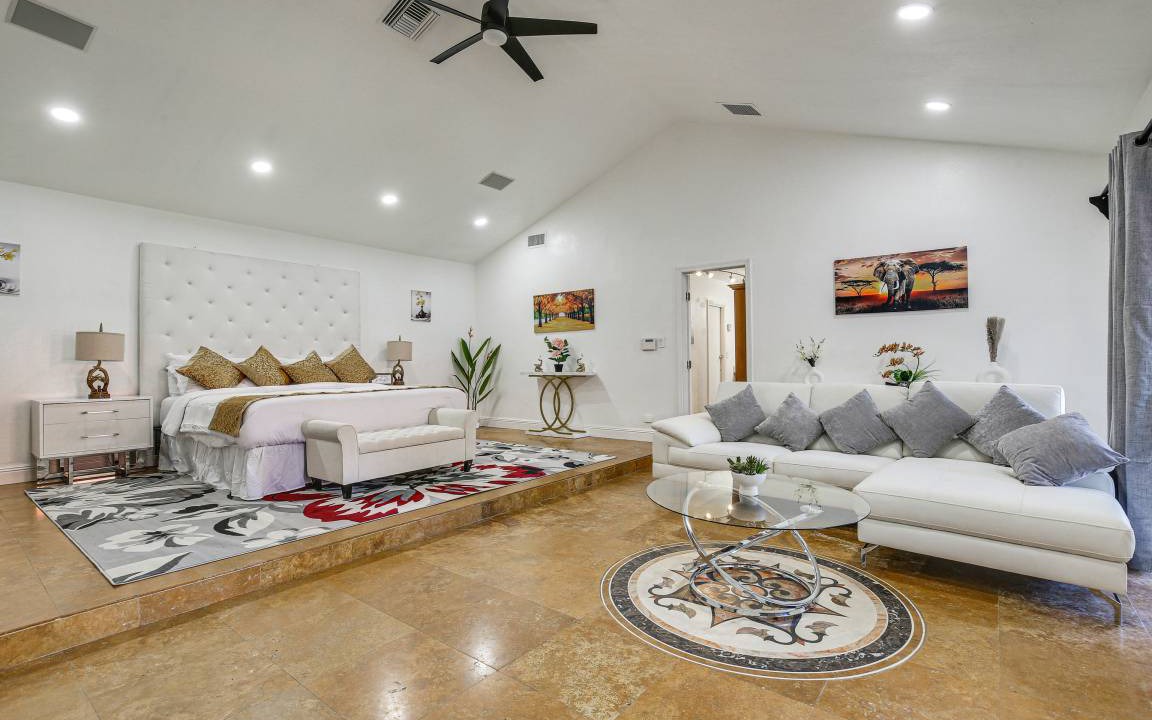 Photo of Livingroom in Coral Springs