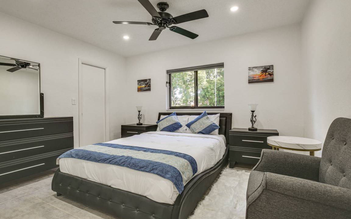 Photo of Bedroom in Coral Springs