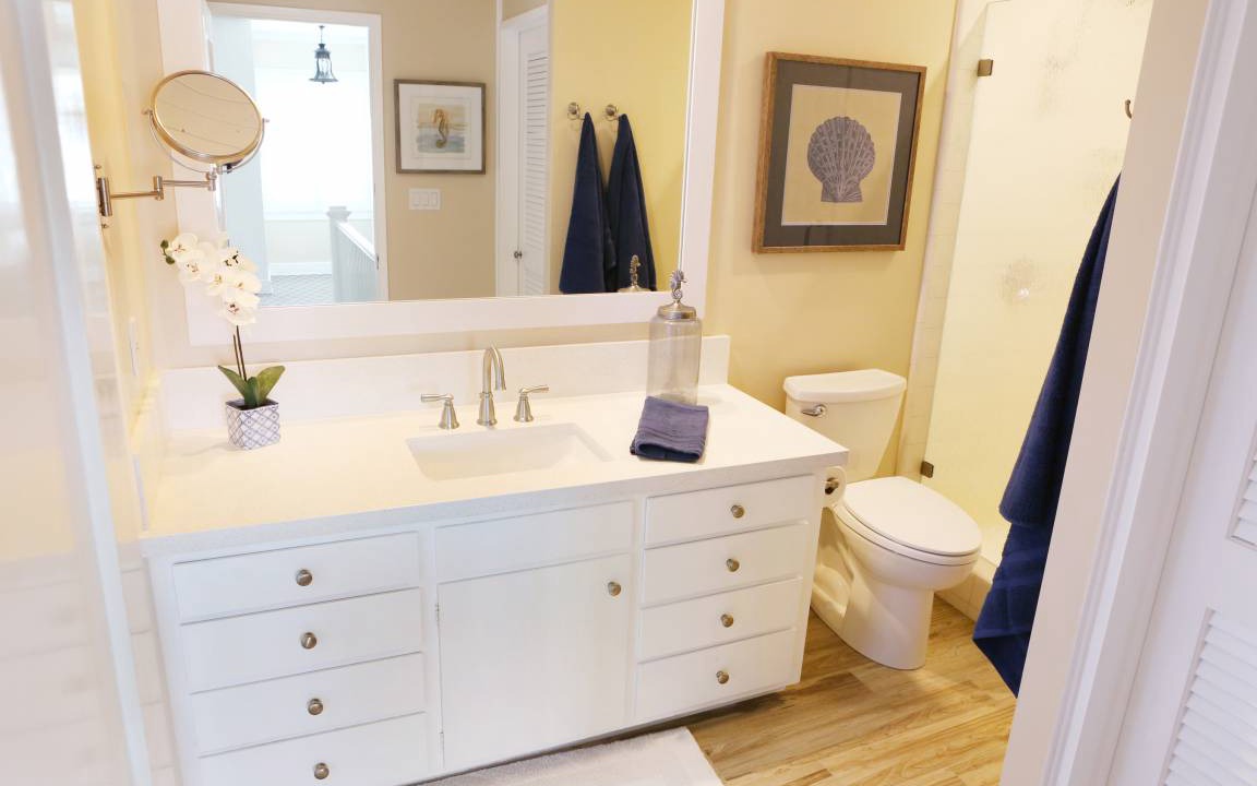 Photo of Bathroom in Balboa Island