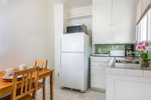 Photo of Kitchen in Sawtelle