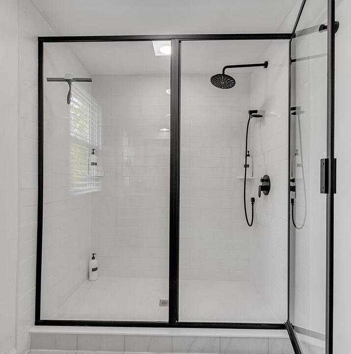 Photo of Bathroom in Lake Erie Beach
